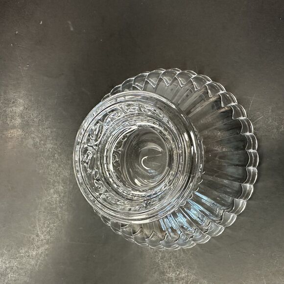 Cristal D'Arques Carrousel 4 1/2" Candy Dish 24% Genuine Lead Crystal Paris - Picture 8 of 16